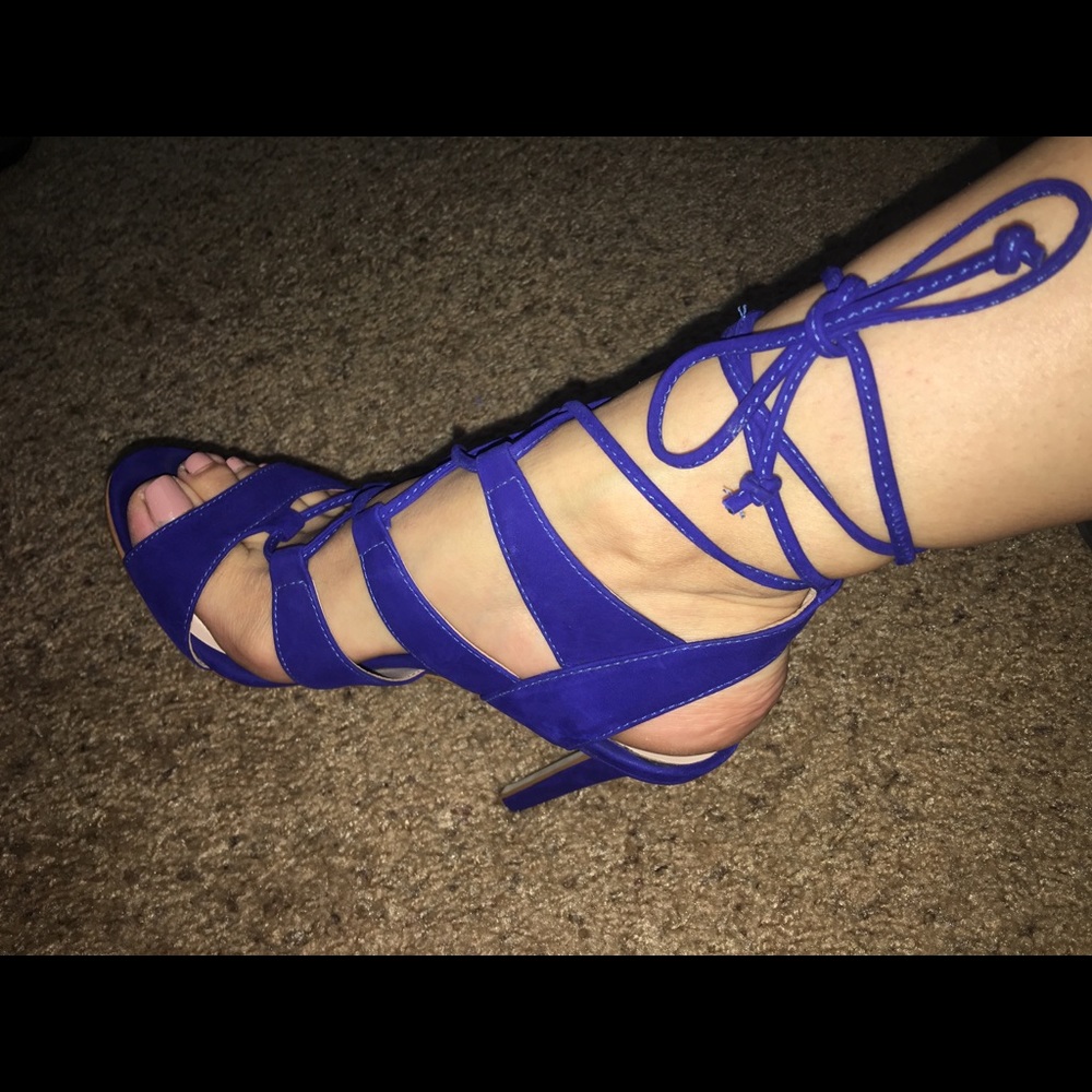 Steve Madden strappy heels